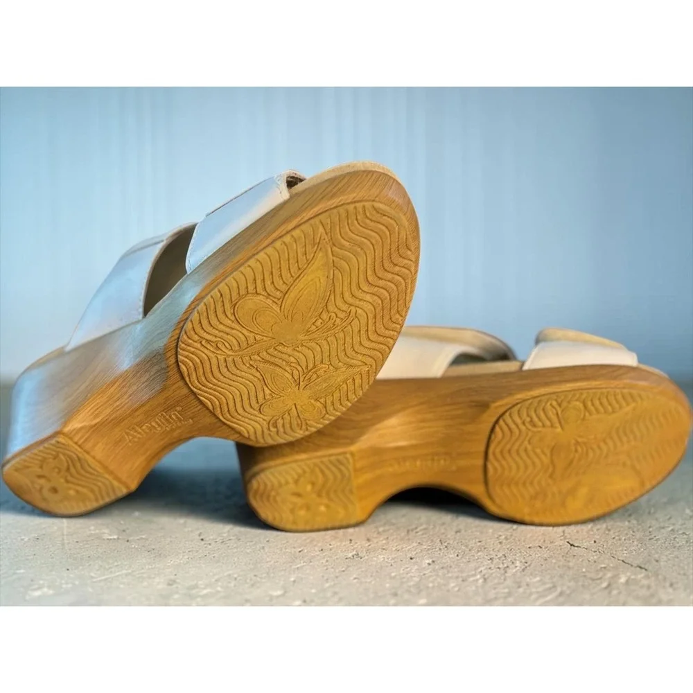 Alegria by PG Lite LIN-600N Embroidered Floral Leather Slide Sandals EU 37 – EUC